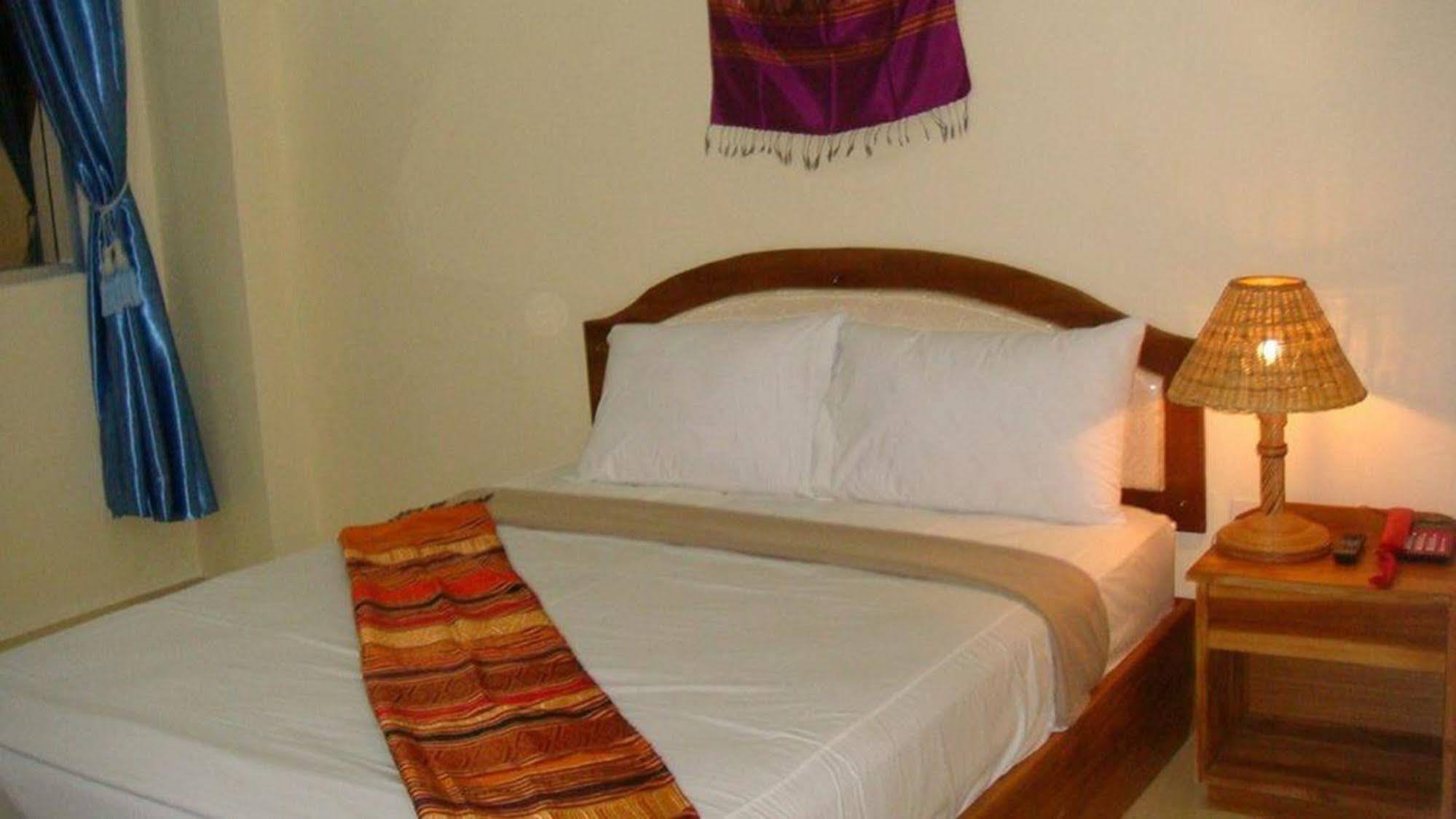 La Ong Dao Hotel1 Vientiane Esterno foto
